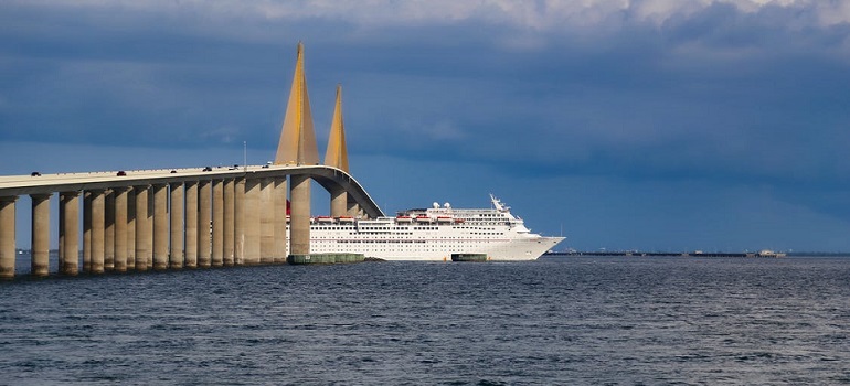 pexels photo 10634522 sunny beach in St Petersburg